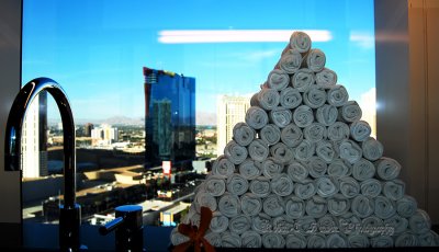 DETAILS OF VEGAS  A PYRAMID OF TOWELS Fcw.jpg