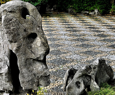 ROCK FACE