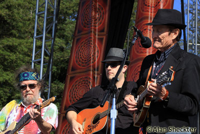 David Nelson, Garrett McReynolds, Jesse McReynolds