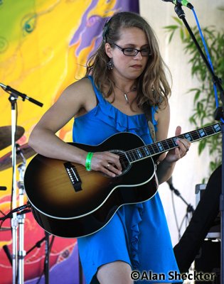 Old Jaw Bone's (and Three-Legged Sister's) Hannah Jern-Miller