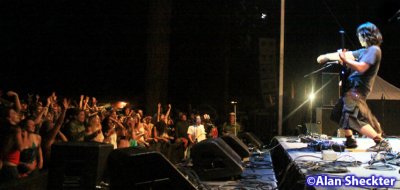 Andrew Kim of Delhi 2 Dublin plays to the crowd - Meadow Stage