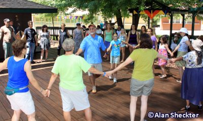 Troika folk dancing