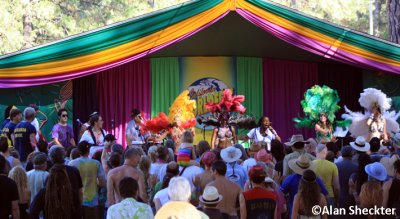 SambaDa and dancers, Pine Tree Stage