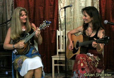 Paisani: Jeri Luce and Lisa Flores