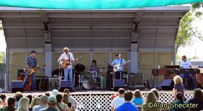 The Mother Hips: Scott Thunes (from left), Tim Bluhm, John Hofer, Greg Loiacono, Dan Eisenberg