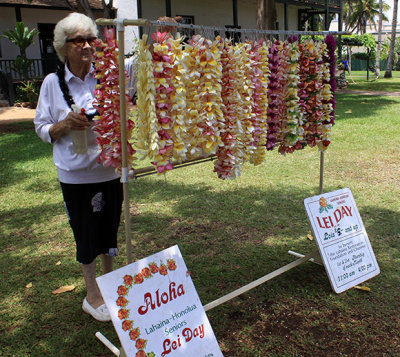 Lahaini-Honolua Seniors' Lei Day fundraiser