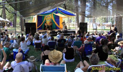 California Guitar Trio - Sierra Stage