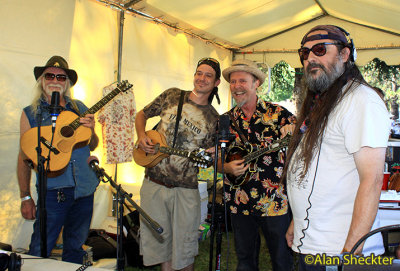 VMR Ode to Woody Guthrie for his 100th birthday, featuring Dakota Sid Clifford, Joe Craven, and KVMR's Wesley Robertson