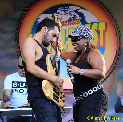 Novalima's Alfonso Montesinos Parrinello &Milagros Guerrero Ormeņo., Meadow Stage