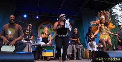 Novalima with members of Samba da Terra, Meadow Stage