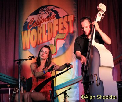 Fishtank Ensemble, Spotlite Stage