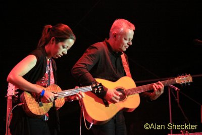Tommy Emmanuel with Brittni Paiva, Meadow Stage