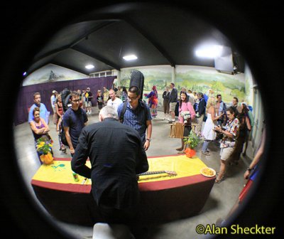 Tommy Emmanuel meet and greet