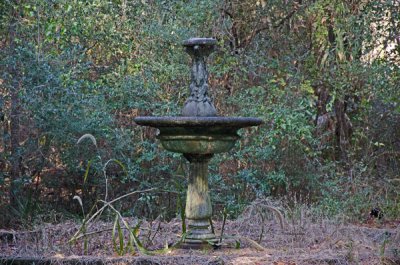 Lorrilard Estate Fountain on Timothy's Landing