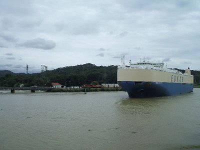 Panama Canal -passing another ship in opposite direction