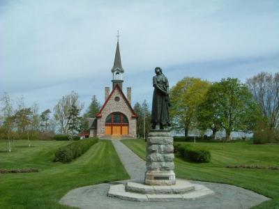 Evangeline statue at the Grand Pre