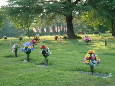 The next day was Memorial Day, lots of flags and flowers in the cemeteries