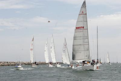 Sunday Racing Photos