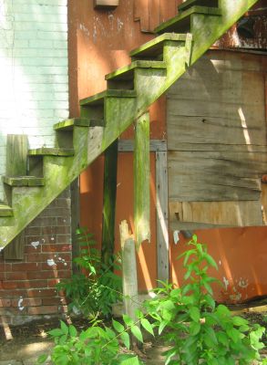 A house that backs on the Manayunk canal<br>6061