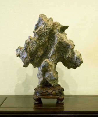 Ling-Bi stone by Tom Elias