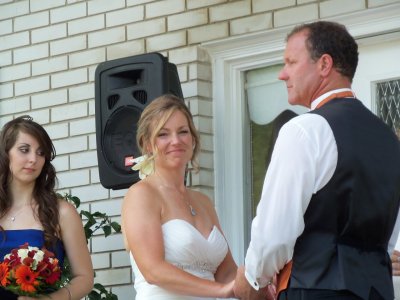 Sandy-Bonnies Wedding 005.jpg