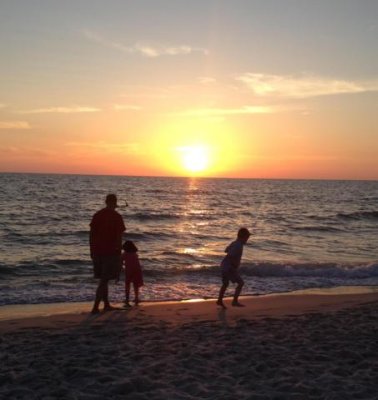every night we came back from dinner and went to the beach for sunset