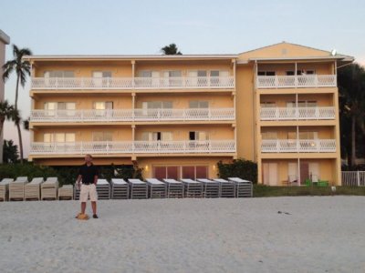 our hotel- we were the ground unit with the green float (it was a big hotel- wraps around in a U- this was the end)
