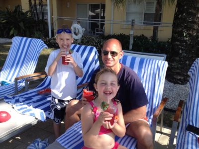 kiddy cocktails poolside- they were REALLY excited about those!