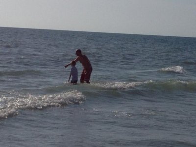 jeff teaching joey how to body surf