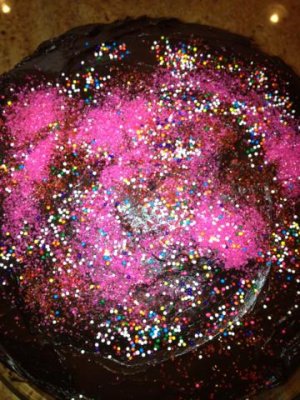 not sure there was enough sugar on that cake!
