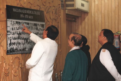 Yaadein- 003.JPG