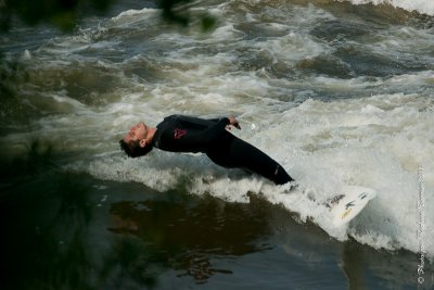 20110531 Surf de rivire pict0078.jpg