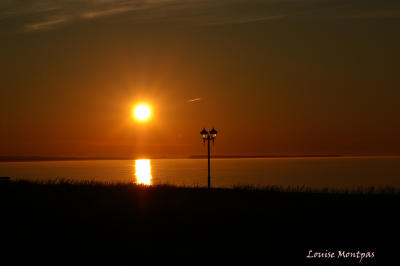 Lev de soleil sur Longue-pointe Mingan pict0276.jpg