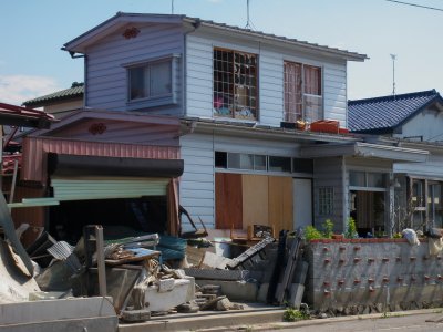 Tsunami clean-up in Ishionomaki