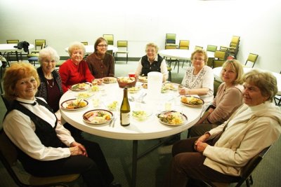PriestConvocation_2011_OLG_Dinner_02Mar2011_ 077_s [640x480].jpg