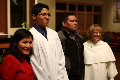 OLG_EasterVigil_23Apr2011_ 152 [800x600].JPG