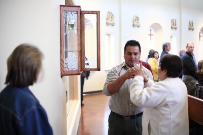 OLG_HolyThursday_21Apr2011_ 006 [800x600].JPG