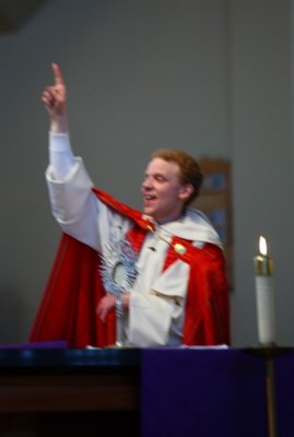 OLG_Peace_Adoration_15Apr2011_ 012 [800x600].JPG