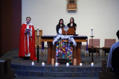 OLG_Peace_Adoration_15Apr2011_ 017 [800x600].JPG