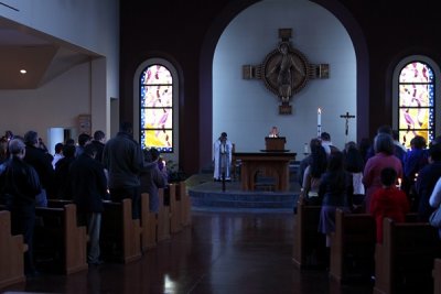 OLG_EasterVigil_07Apr2012_ 022 [600x401].JPG