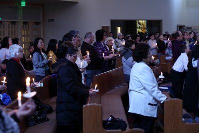 OLG_EasterVigil_07Apr2012_ 028 [600x400].JPG