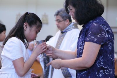 OLG_FirstCommunion_0900_06May2012_0021 [800x533].JPG