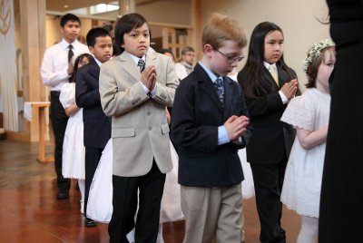 OLG_FirstCommunion_1730_06May2012_0005 [800x535].JPG