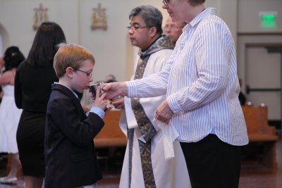 OLG_FirstCommunion_1730_06May2012_0016 [800x533].JPG