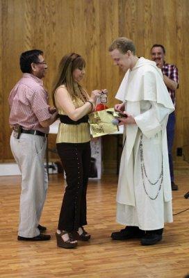 FrDominicFiestaDespedida_10Jun2012_0036 [408x600].JPG
