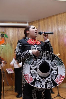 CincoDeMayo_LumenChristi_05May2012_0052 [400x600].JPG