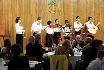 CincoDeMayo_LumenChristi_05May2012_0073 [800x533].JPG