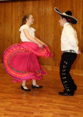 LumenChristi_DancePractice_07Apr2012 057 [423x600].JPG