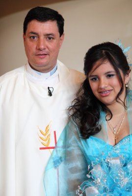OLG_Quinceaera_IraniaOrtega_26May2012_0114 [404x600].JPG