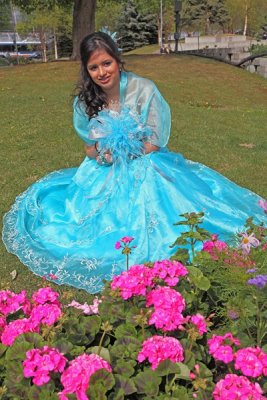 OLG_Quinceaera_IraniaOrtega_26May2012_0200a [400x600].jpg